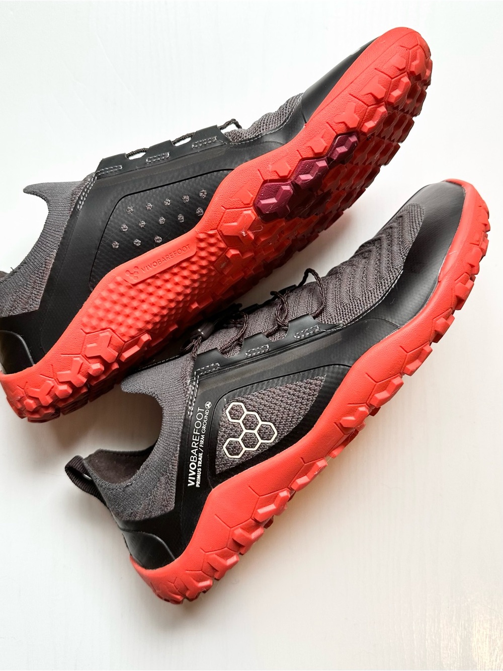 VivoBarefoot Primus Trail Knot FG Mens Shoes in Black and Red Size 41